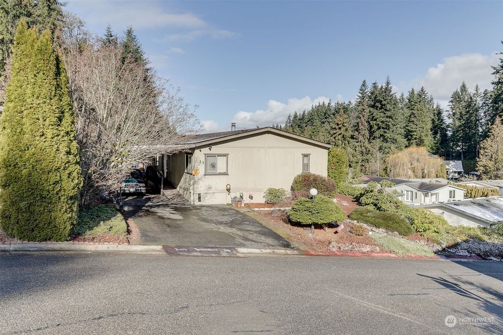 Photo of 5810 Fleming Street #13, Everett, WA 98203 (MLS # 2034059)