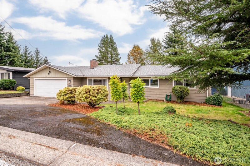 180 Beacon Hill Drive