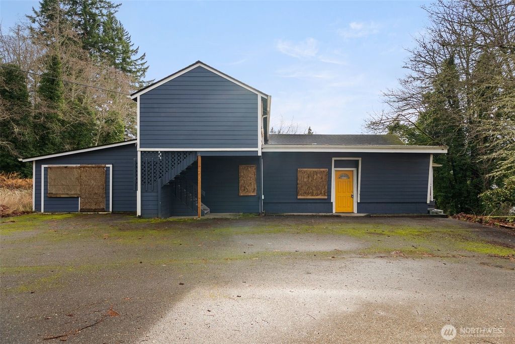 Photo of 6323 Kitsap Way, Bremerton, WA 98312 (MLS # 2467140)