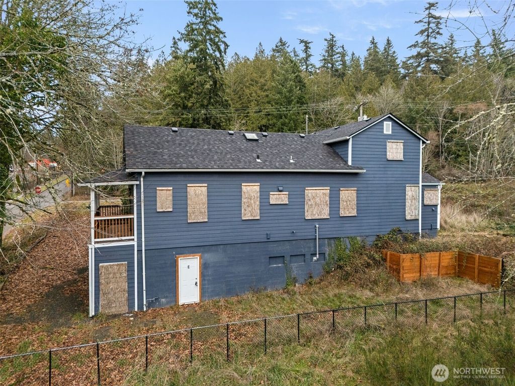 Photo of 6323 Kitsap Way, Bremerton, WA 98312 (MLS # 2467140)