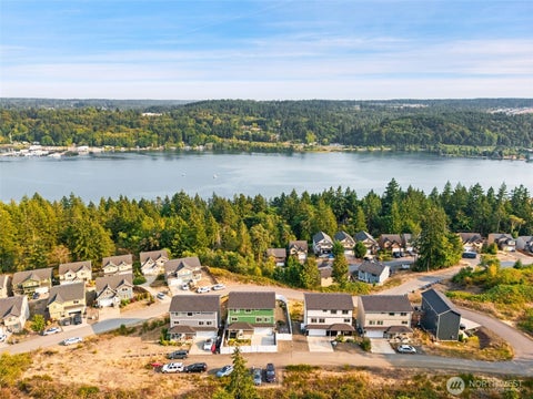 Photo of 2416 W Echo bay Dr DR, Bremerton, WA 98312 (MLS # 2569441)