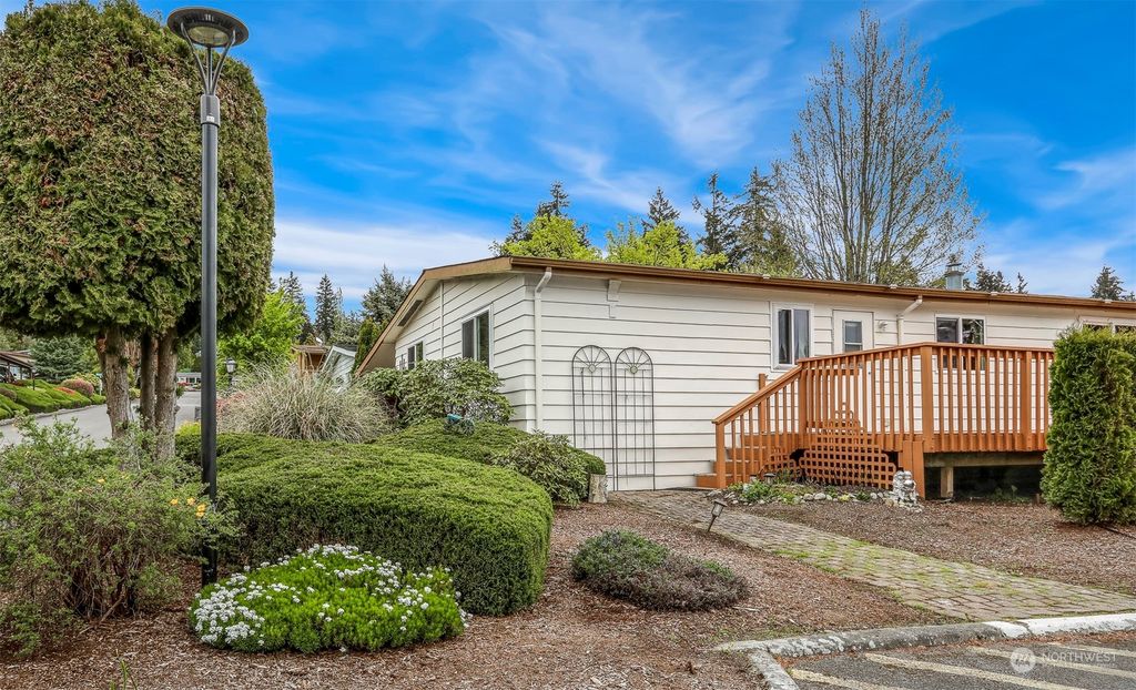 Photo of 828 Wandering Creek Drive, Bothell, WA 98021 (MLS # 2226150)