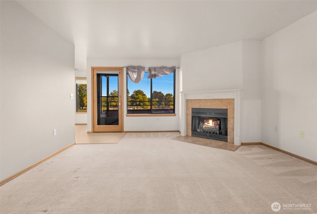Photo of 101 Pine Avenue #105, Snohomish, WA 98290 (MLS # 2436621)