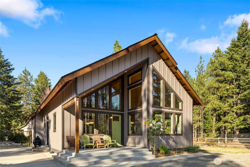 381 Tamarack Drive