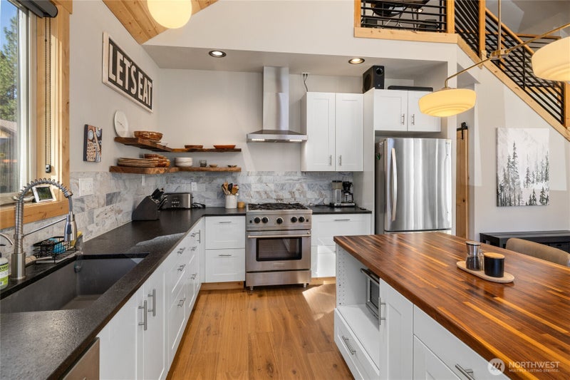 381 Tamarack Drive