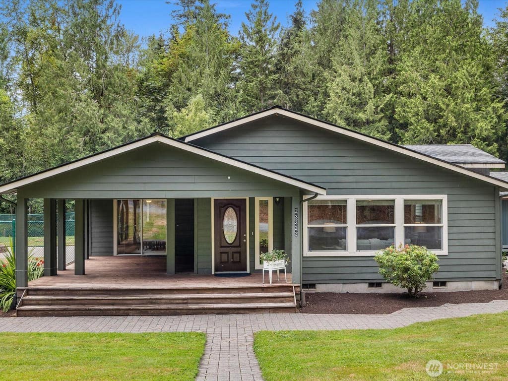 Photo of 23322 N Lake Cochran Road, Monroe, WA 98272 (MLS # 2558375)