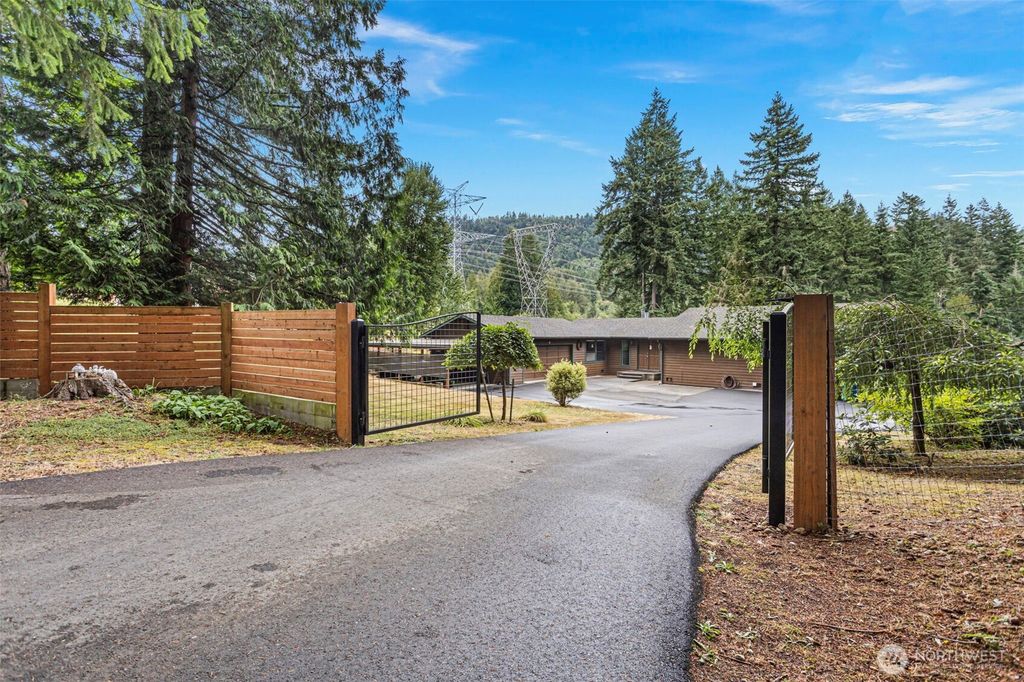 Photo of 16824 266th Avenue SE, Issaquah, WA 98027 (MLS # 2417626)
