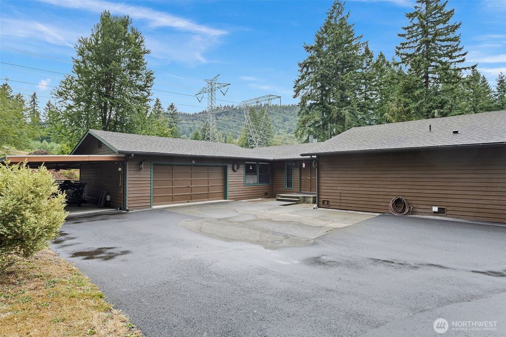 Photo of 16824 266th Avenue SE, Issaquah, WA 98027 (MLS # 2417626)