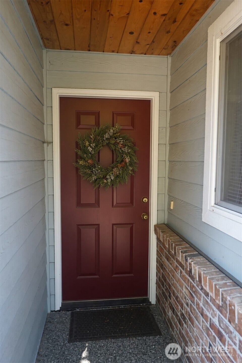 Photo of 10115 6th Drive SE #B, Everett, WA 98208 (MLS # 2576002)