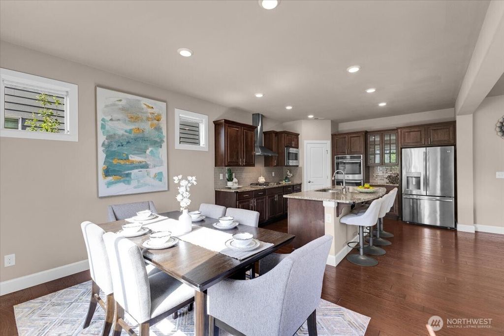 listing image 9364549881423209773