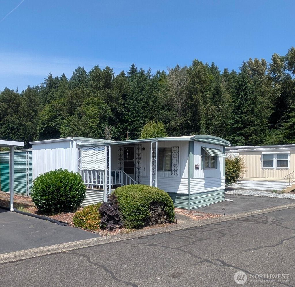 Photo of 2302 R Street SE #108, Auburn, WA 98002 (MLS # 2394942)