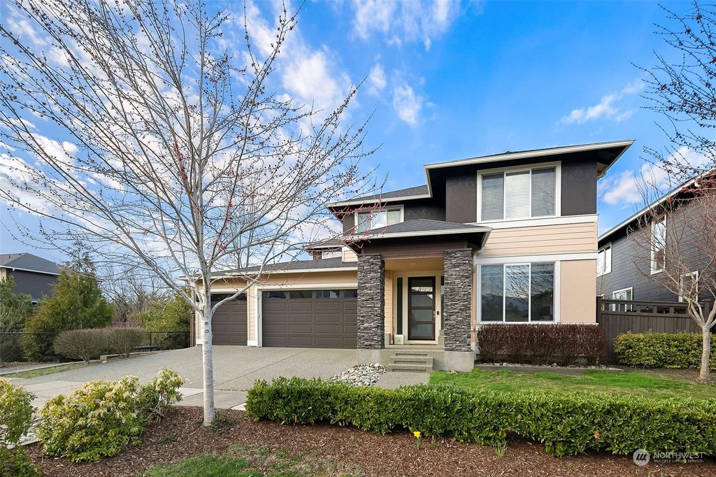Photo of 704 SE 11th Street, North Bend, WA 98045 (MLS # 2050584)