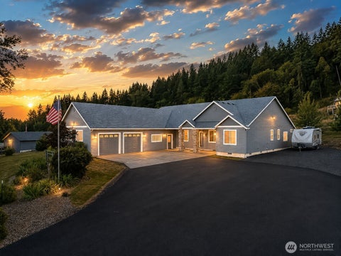 Photo of 805 Insel Road, Woodland, WA 98674 (MLS # 2567303)