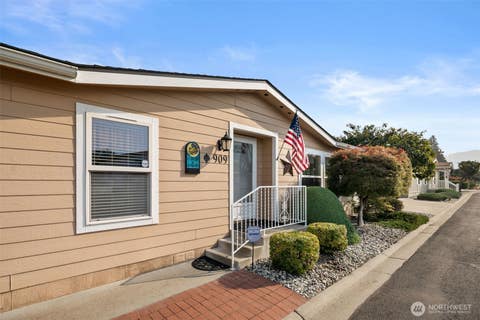 Featured picture for the property 2443330