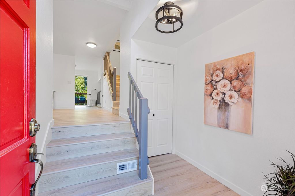 Photo of 5431 179th Place SW, Lynnwood, WA 98037 (MLS # 2217152)