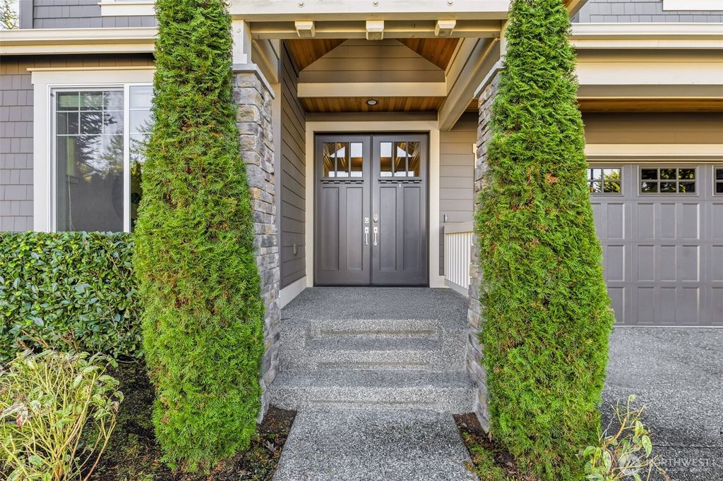 Photo of 14003 NE 6th Place, Bellevue, WA 98007 (MLS # 2482279)