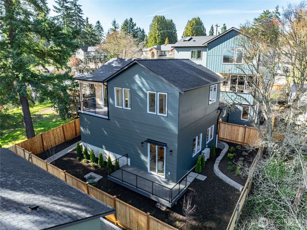 Photo of 11738 -B 23rd Avenue NE, Seattle, WA 98125 (MLS # 2485190)