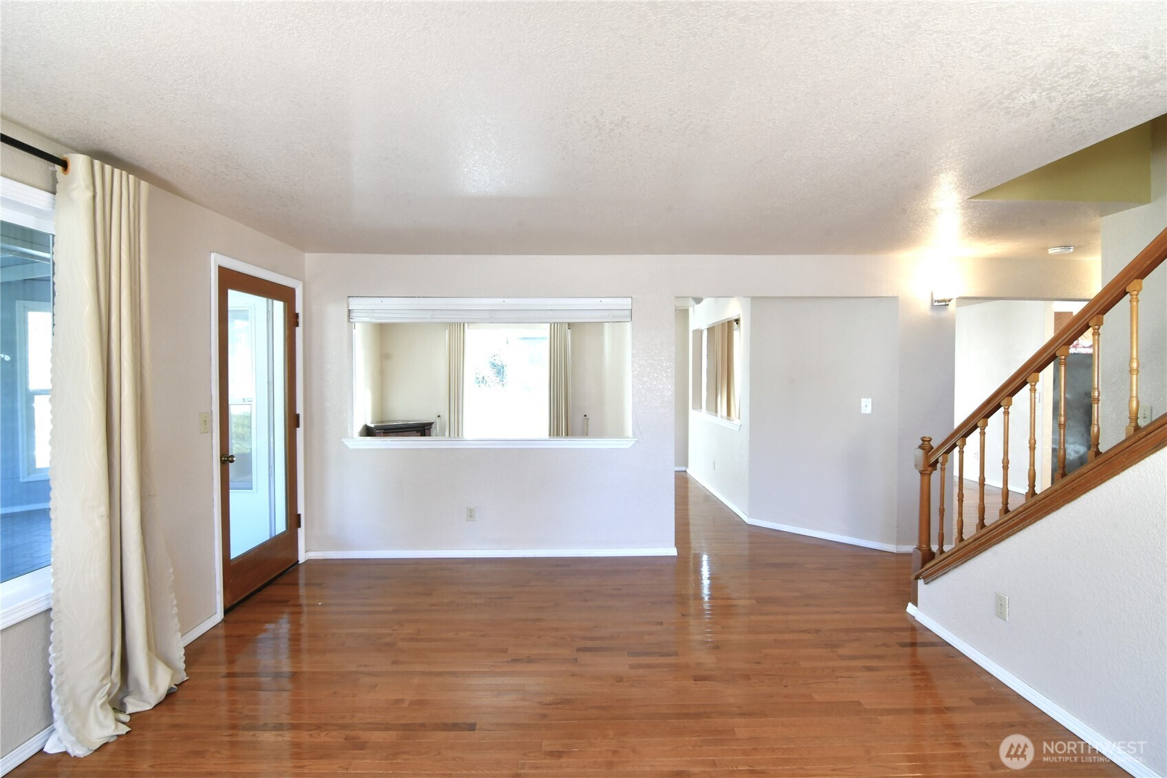 2739 Walker Court SE