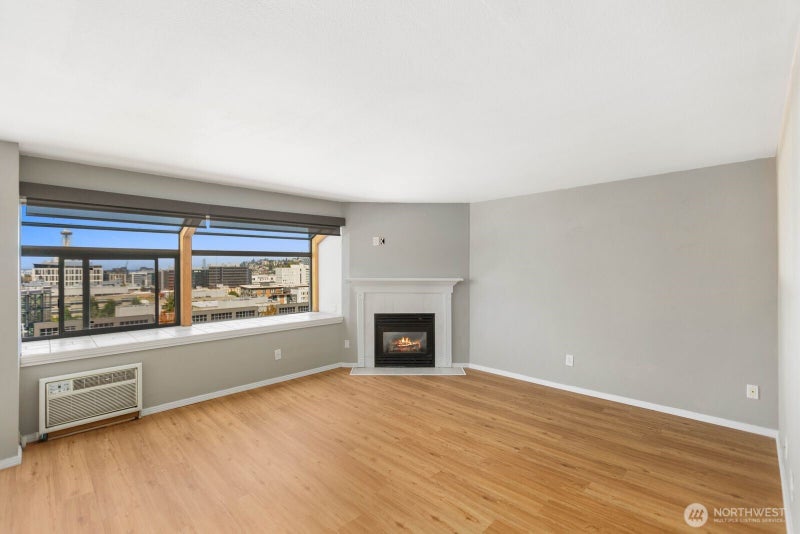 150 Melrose Avenue E 504