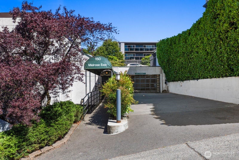 150 Melrose Avenue E 504