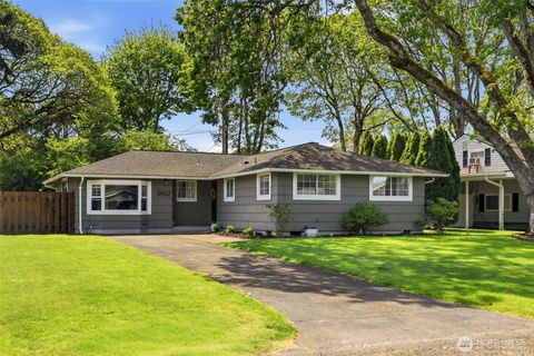 Photo of 3902 101st Street SW, Lakewood, WA 98499 (MLS # 2518550)