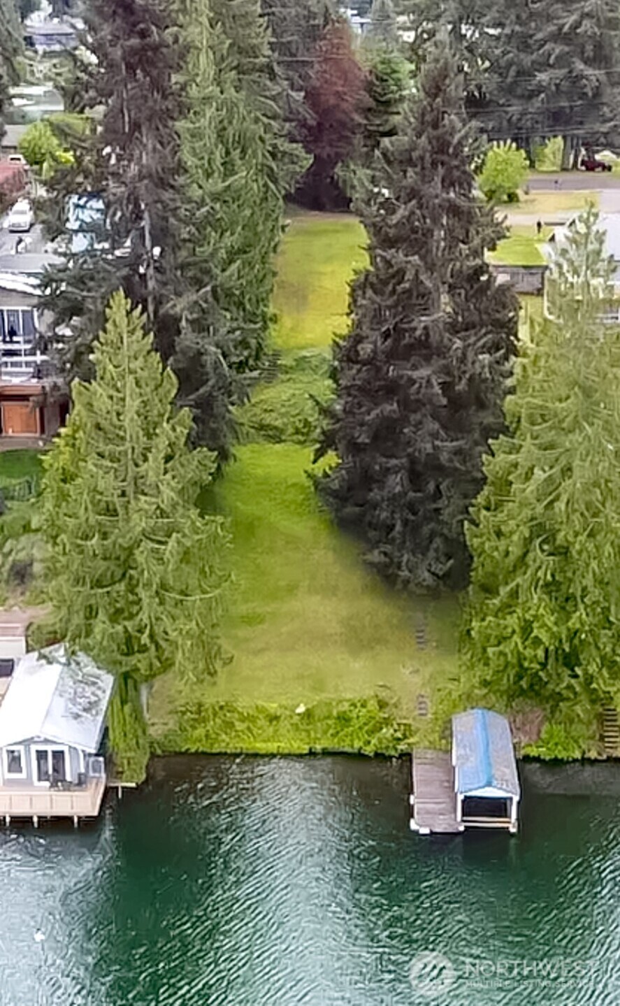 3101 E Deer Island Drive