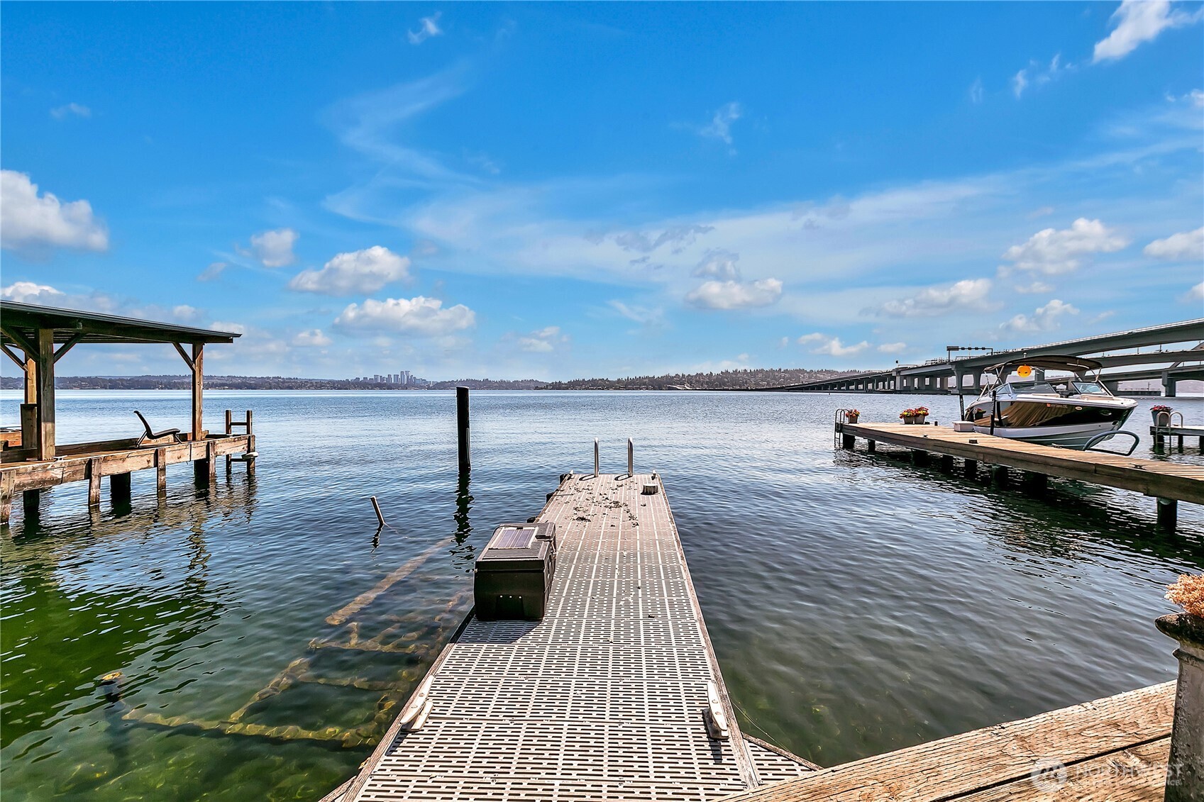 1310 Lakeside Avenue S