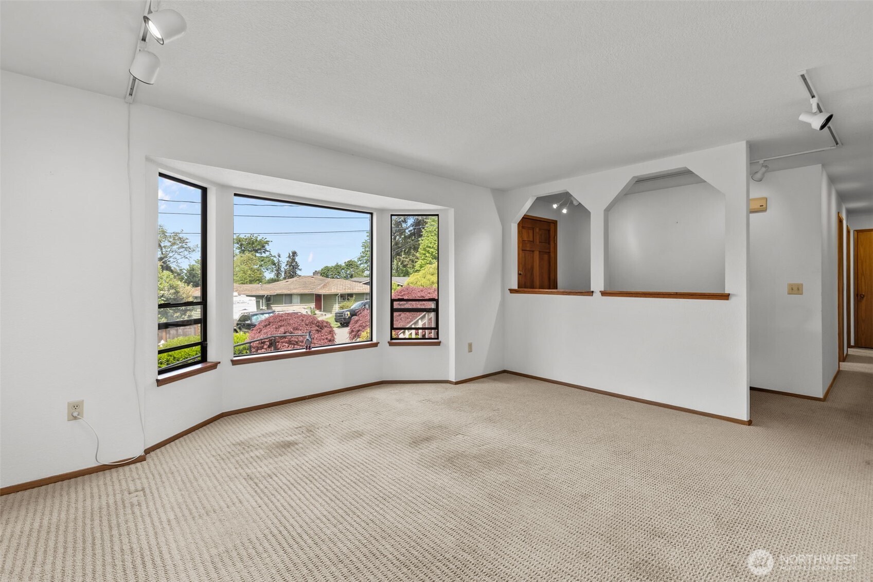 8111 NE 157th
