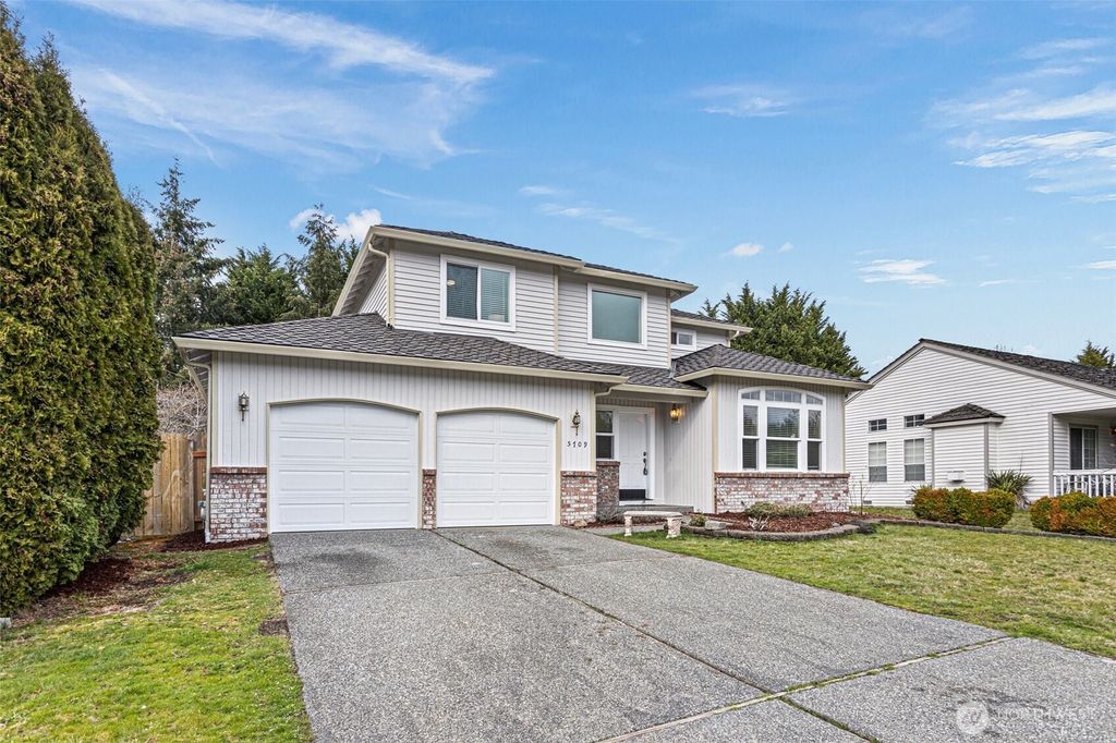 Photo of 5109 149th Street SE, Everett, WA 98208 (MLS # 2369069)