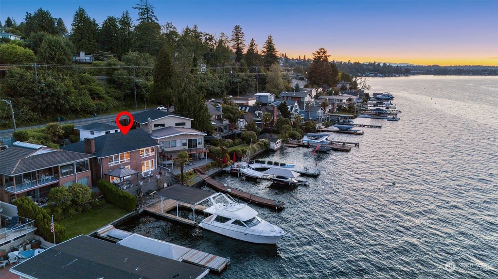 Photo of 10408 Rainier Avenue S, Seattle, WA 98178 (MLS # 2255648)