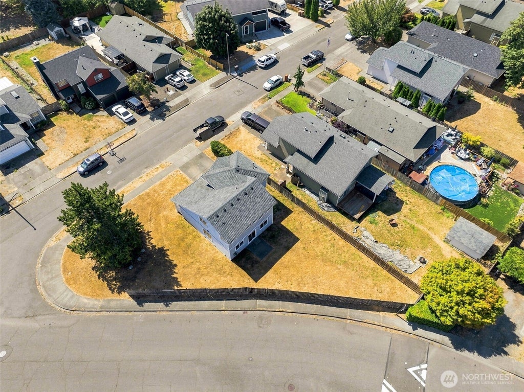 Photo of 6521 26th ST NE ST, Federal Way, WA 98422 (MLS # 2575568)