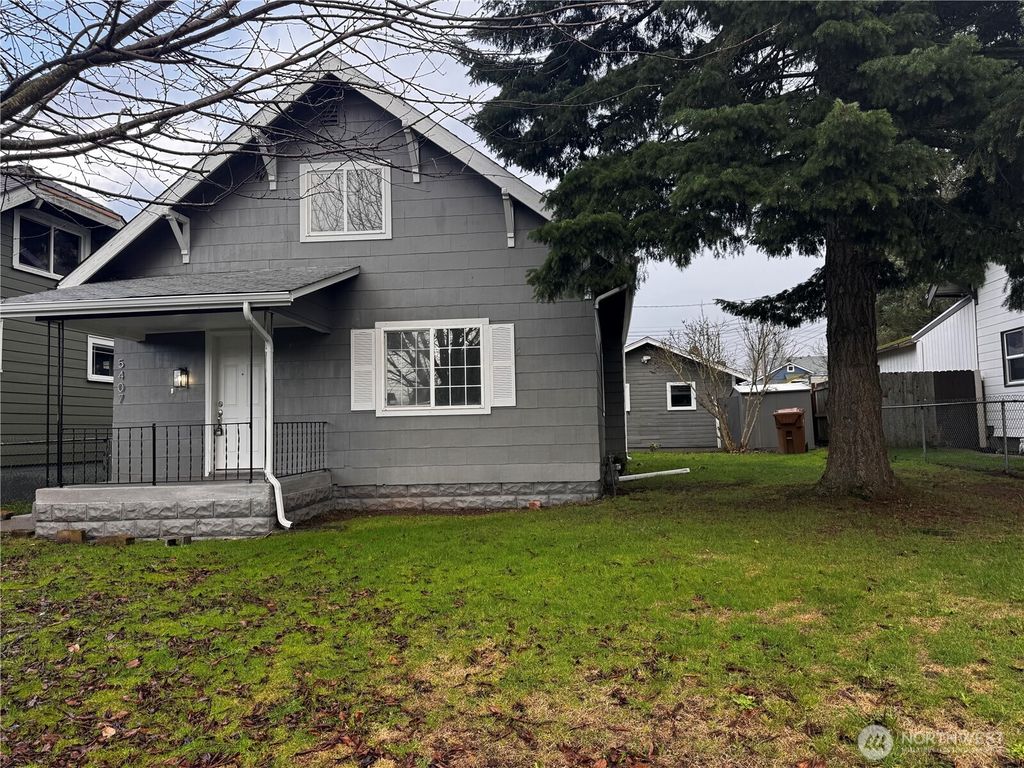 Photo of 5407 S Park Ave Ave, Tacoma, WA 98408 (MLS # 2463996)