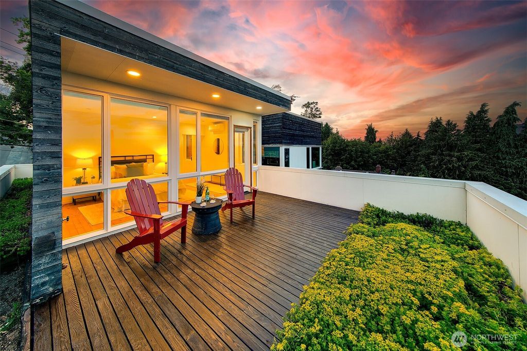 Photo of 3004 5th Avenue W, Seattle, WA 98119 (MLS # 2409852)