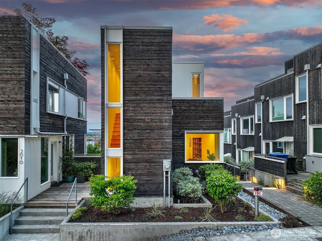 Photo of 3004 5th Avenue W, Seattle, WA 98119 (MLS # 2409852)