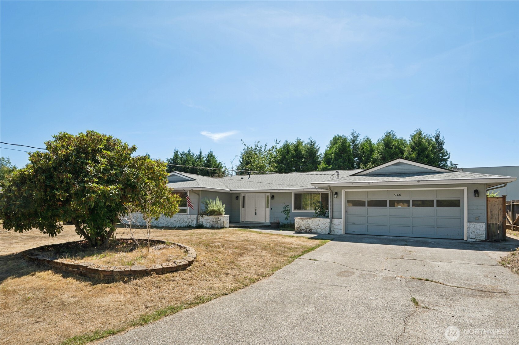 4011 San Mar Drive NE