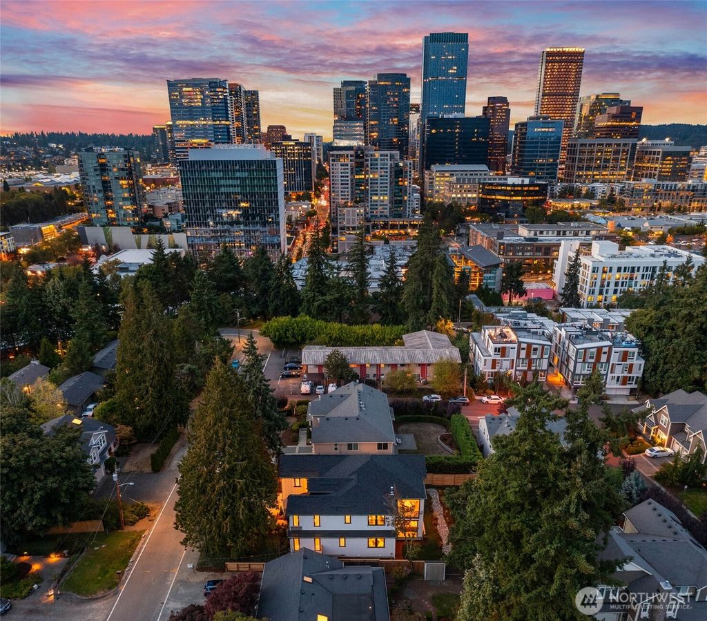 Photo of 208 106th Avenue SE, Bellevue, WA 98004 (MLS # 2434223)