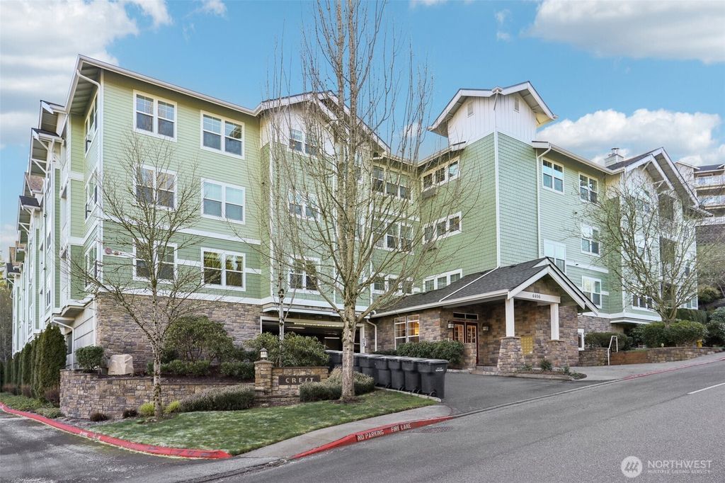Photo of 4406 Providence Point Place SE #301, Issaquah, WA 98029 (MLS # 2468927)