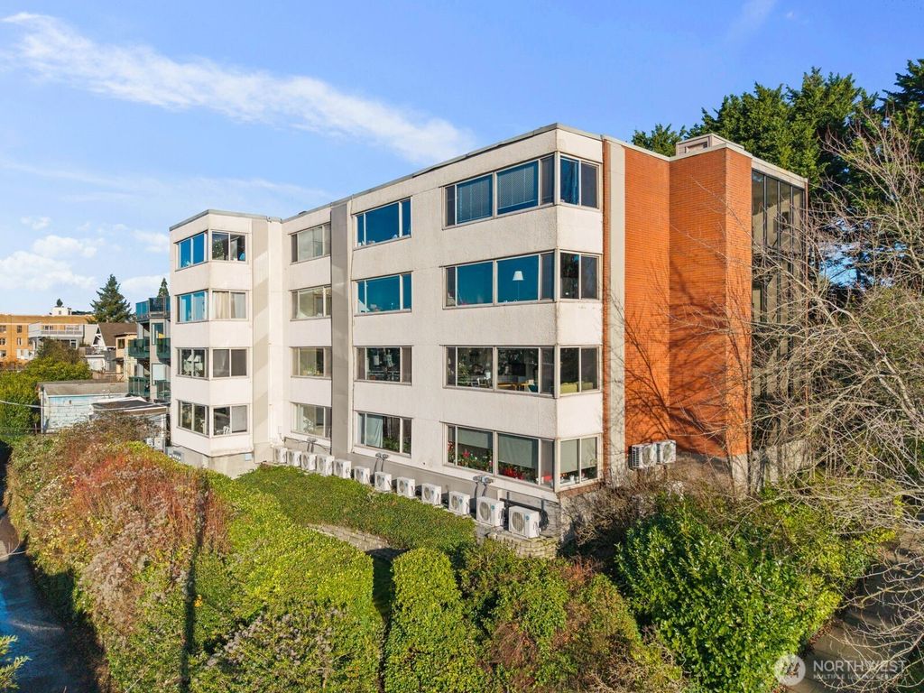 Photo of 2703 Boylston Avenue E #302, Seattle, WA 98102 (MLS # 2476335)