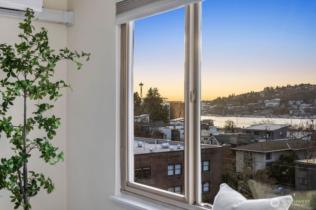 Photo of 2703 Boylston Avenue E #302, Seattle, WA 98102 (MLS # 2476335)