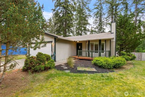 Photo of 13107 140th Avenue NW, Gig Harbor, WA 98329 (MLS # 2529579)