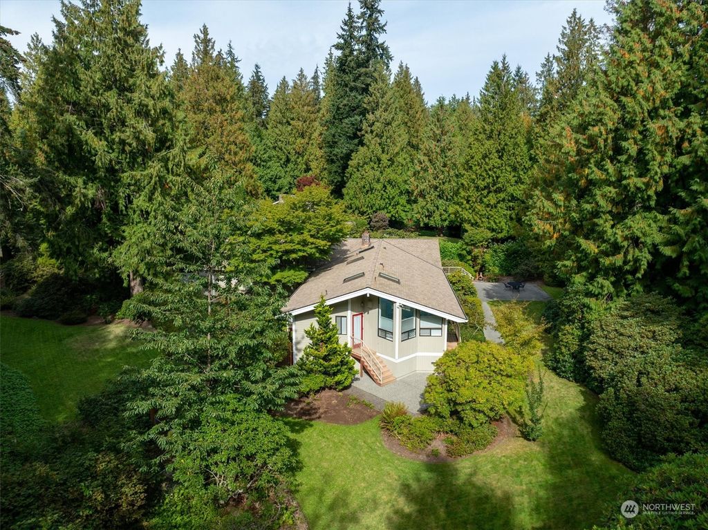 Photo of 5314 139th Place SW, Edmonds, WA 98026 (MLS # 2316837)