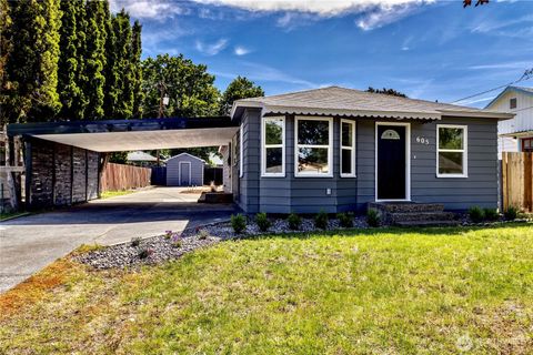 Photo of 605 Holly St St, Walla Walla, WA 99362 (MLS # 2384350)
