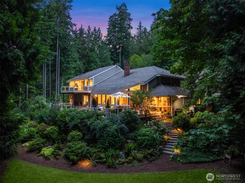 Photo of 4560 ISLAND Avenue, Bainbridge Island, WA 98110 (MLS # 2532494)