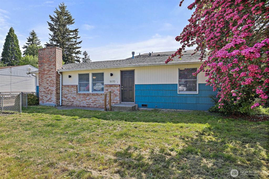 Photo of 16170 120th Avenue SE, Renton, WA 98058 (MLS # 2528361)