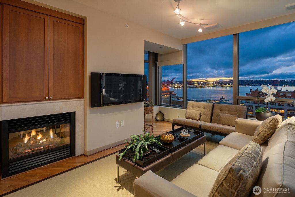 Photo of 1000 1st Avenue #1600, Seattle, WA 98104 (MLS # 2476277)