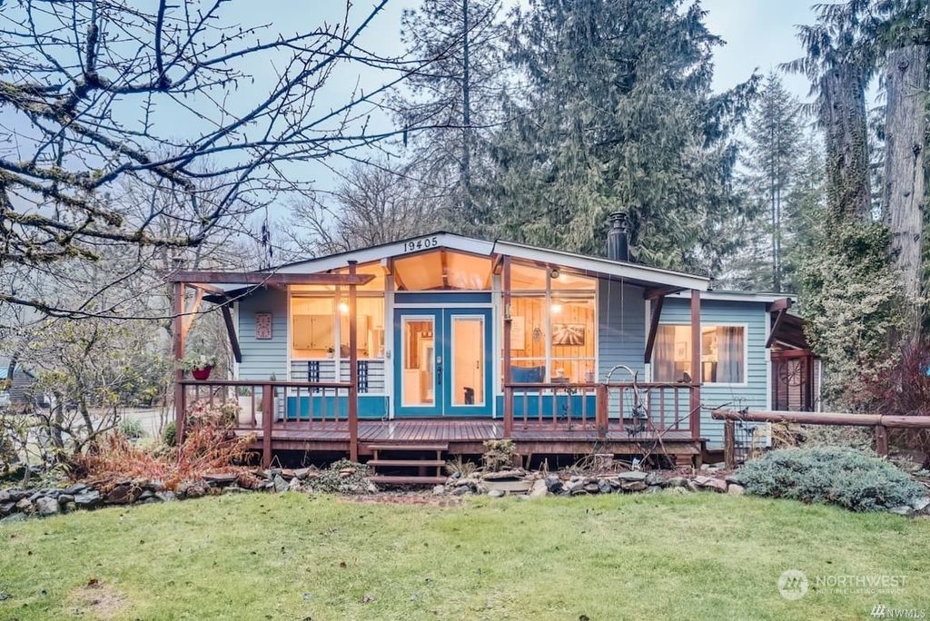 Photo of 19405 636th Avenue NE, Gold Bar, WA 98251 (MLS # 2182194)