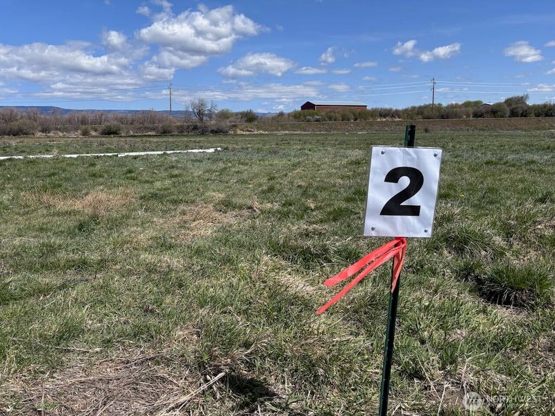 2 Dry Creek Road