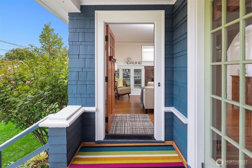 Photo of 4529 Eastern Avenue N, Seattle, WA 98103 (MLS # 2378480)