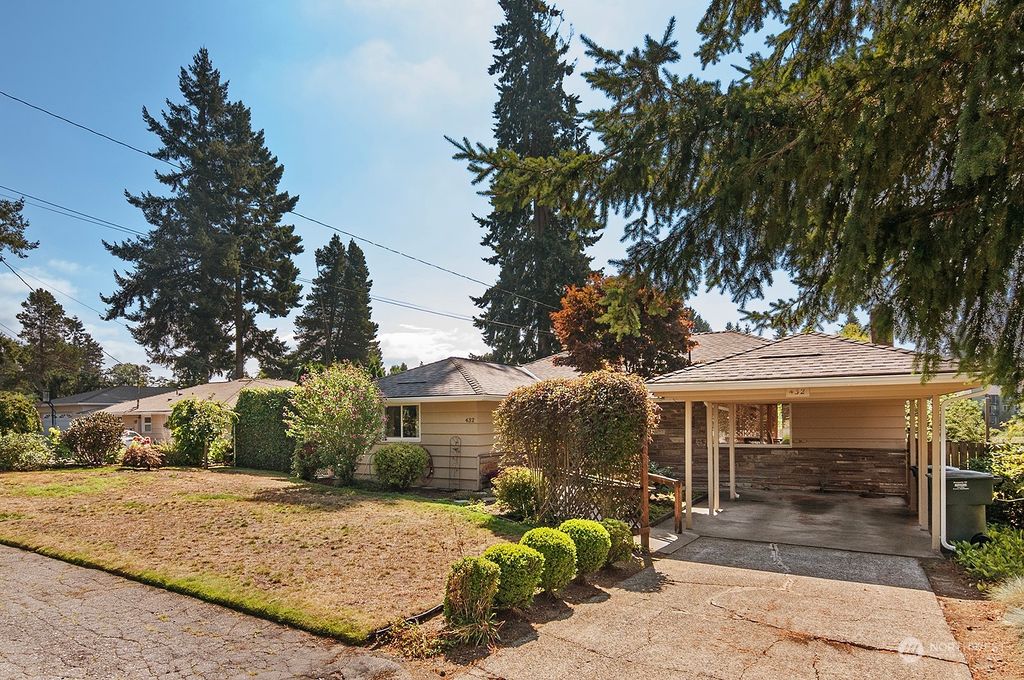 Photo of 432 72nd Street SE, Everett, WA 98203 (MLS # 2157773)