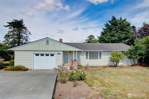 Photo of 17483 Peterson Road, Burlington, WA 98233 (MLS # 2575358)